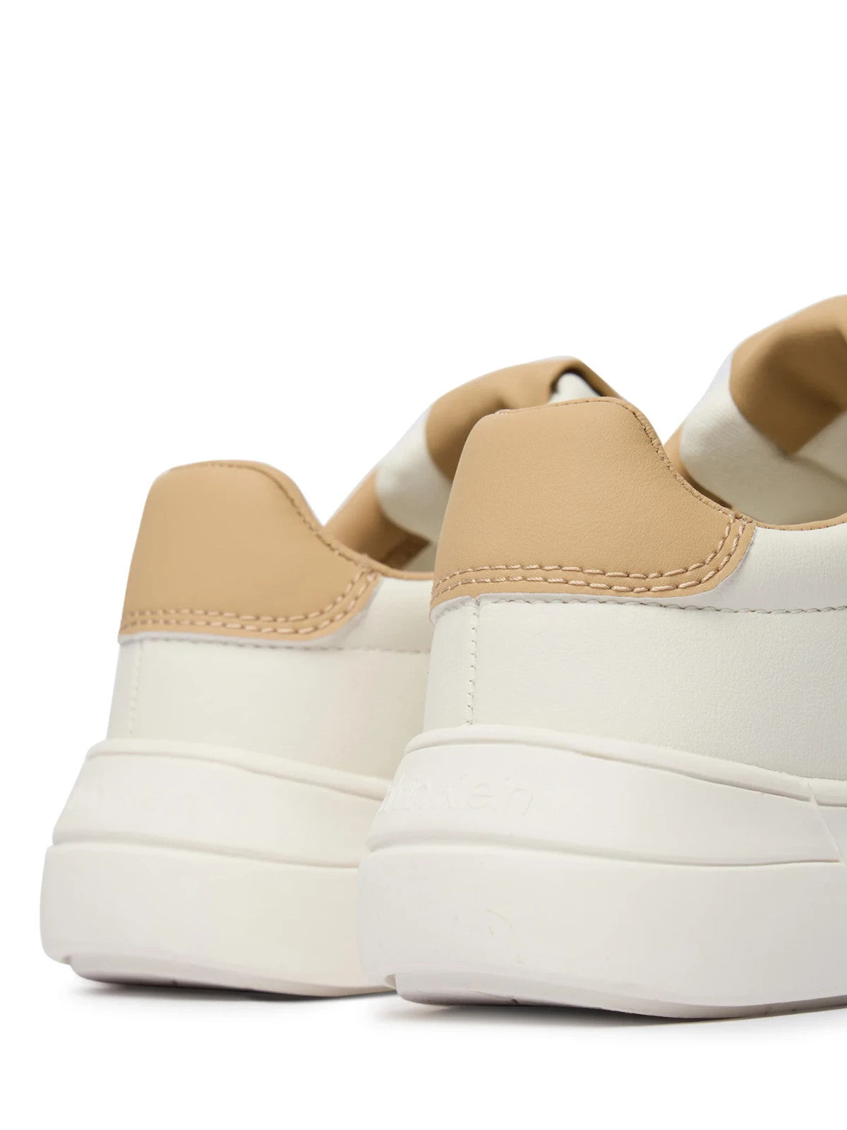 Calvin Klein Sneakers basse bimbi con lacci V3X9-83301-1355A M off white