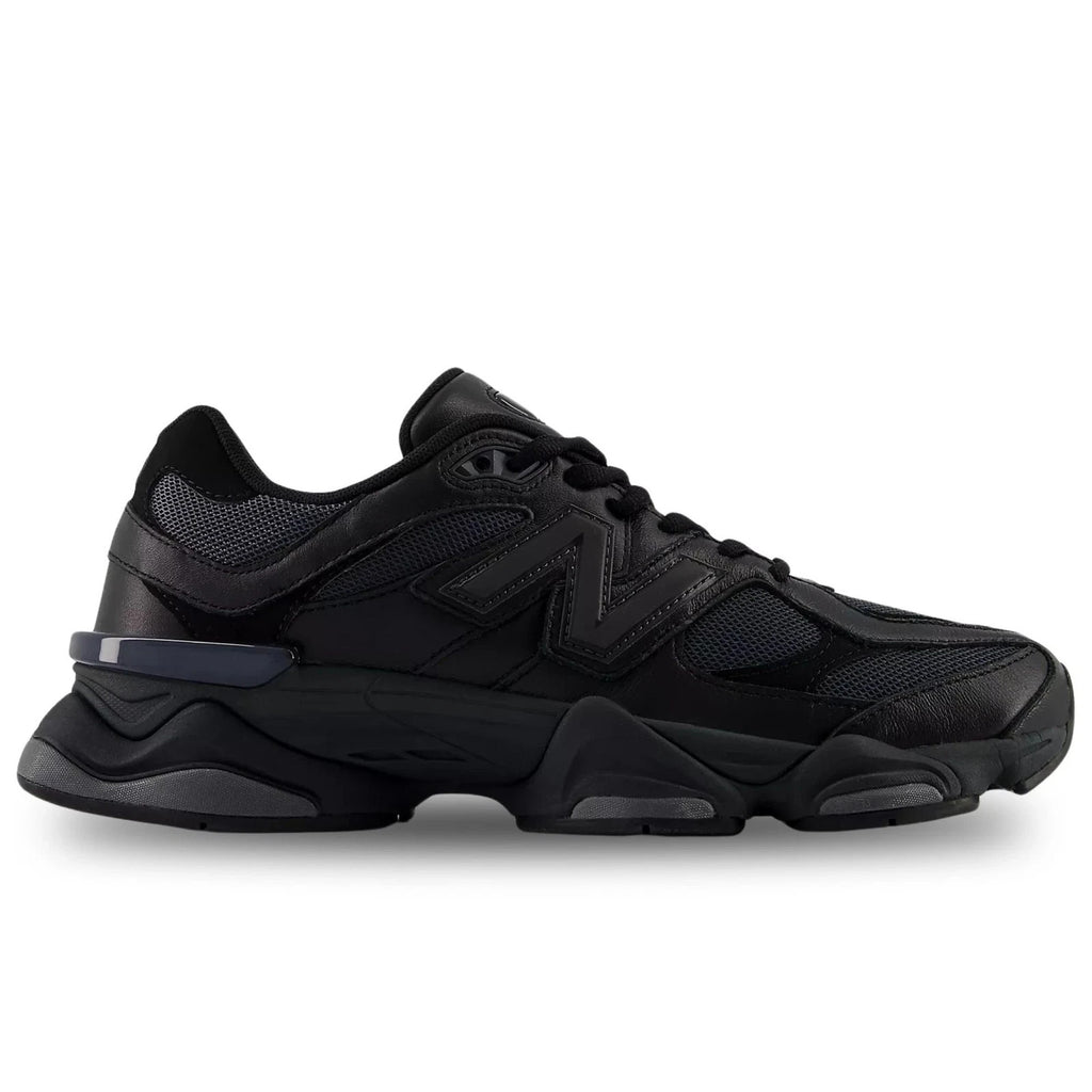 Scarpe New Balance 9060 U9060NRI Nero